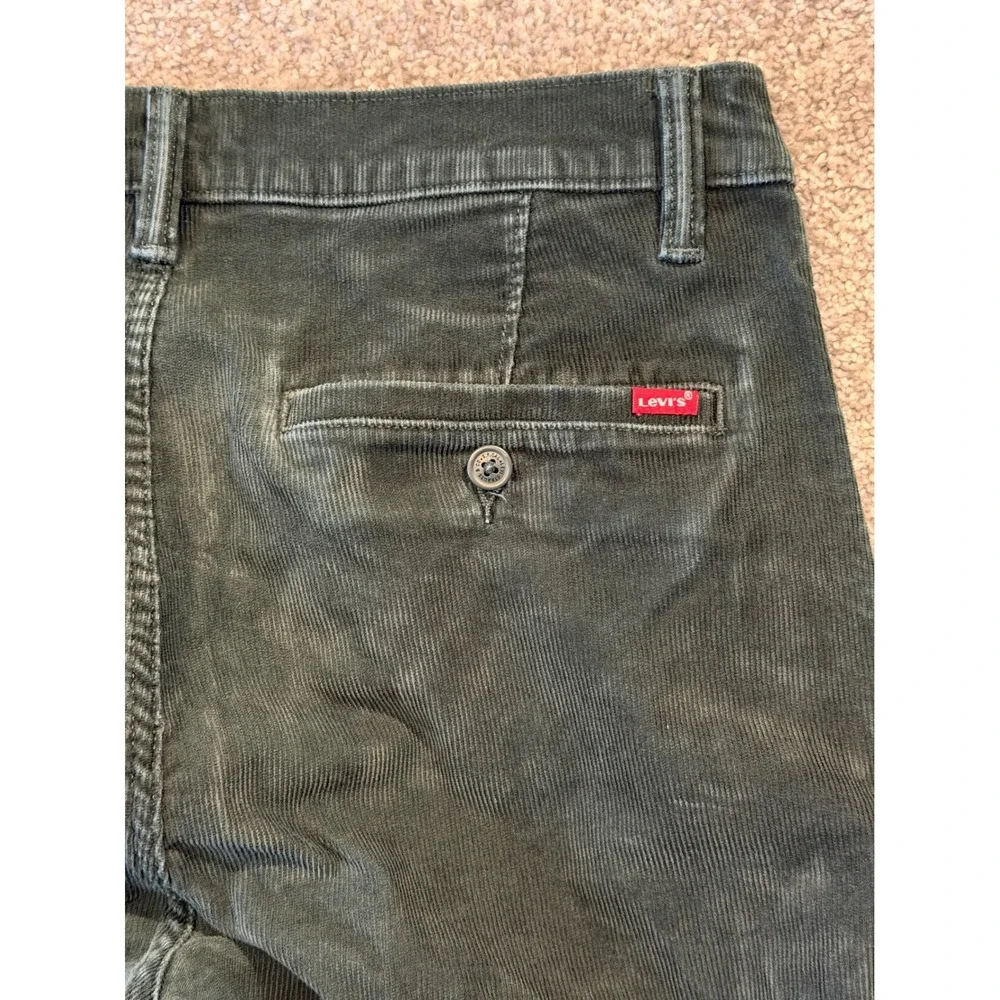 Levi's Chino Mens 33x32 Green XX Chino Standard Taper Corduroy Pants Stretch